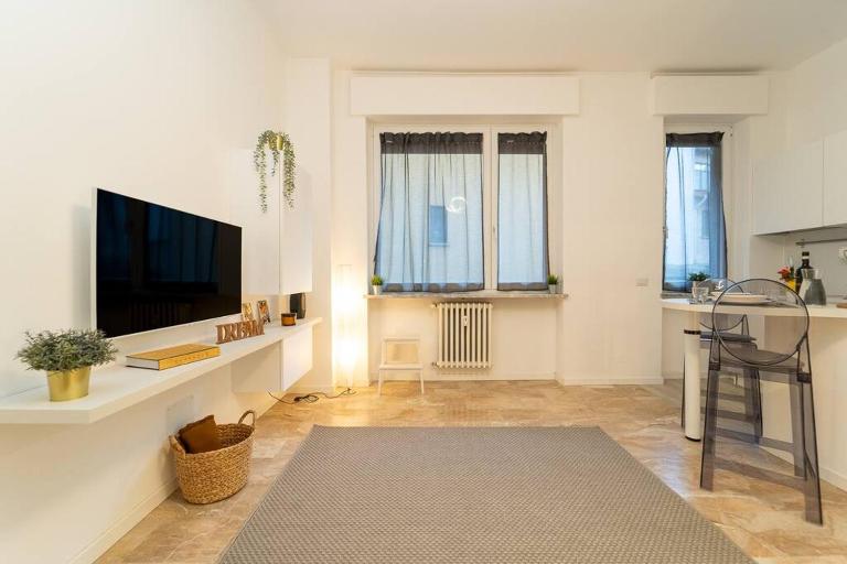 [ Porta Venezia ] Nuovo e accogliente appartamento - B&B Milan