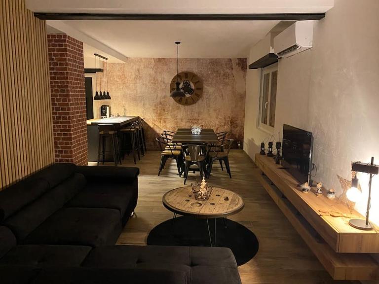 Als AS DE COEUR La maison aux mille et un coeurs - B&B Neuve-Église