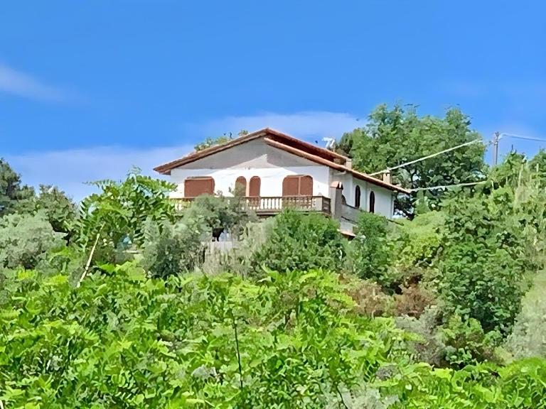 Villa Girasole - B&B Corsanico-Bargecchia