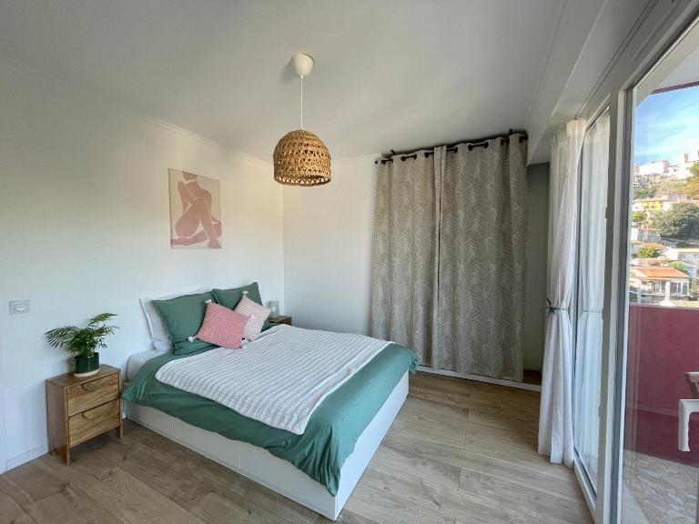 Bright appartment with view - Bed and Breakfast Cagnes-sur-Mer
