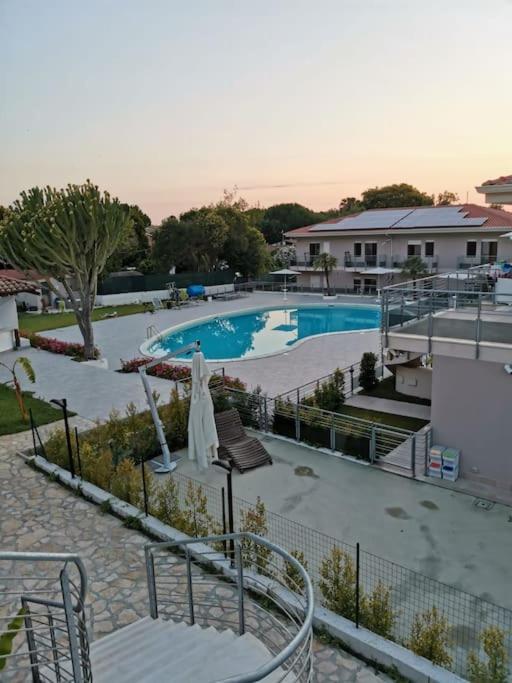 Zambrone Mare Appartamento / Piscina / Mare - B&B Zambrone
