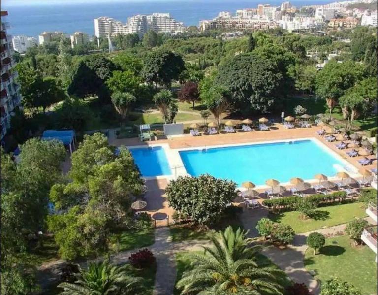Agata & Parking - Chambres d'hôtes Benalmádena