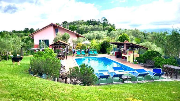 La Casa Rosa - B&B Borghetto di Vara
