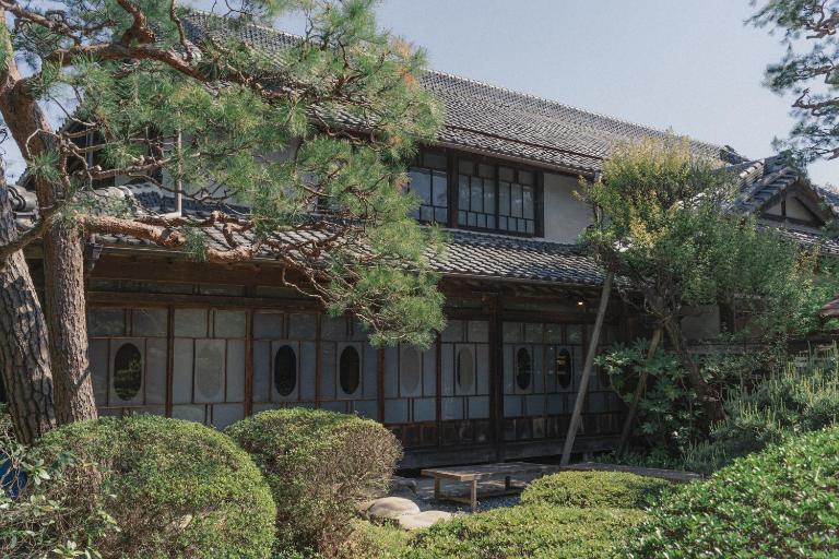 古民家宿るうふ 祝之家 Heritage Villa LOOF Iwainoie - B&B Higashi-hanawa