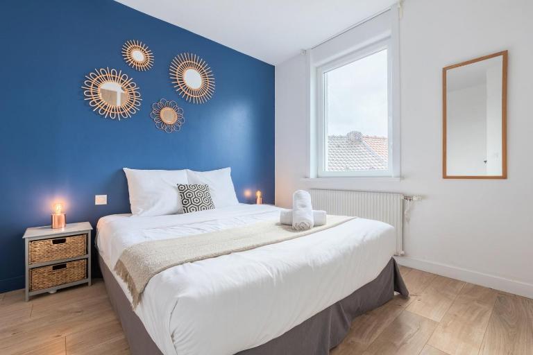 Renovated house with terrace 3 bedrooms - Chambres d'hôtes Wasquehal
