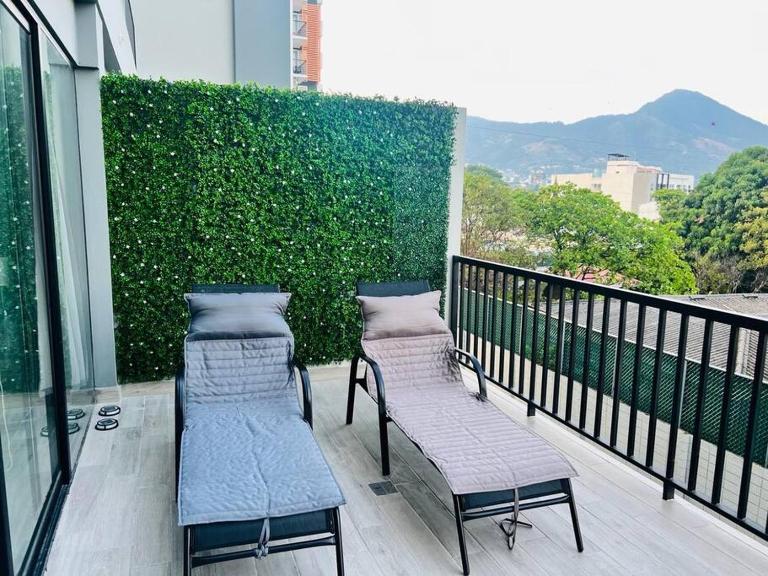 Elegante y acogedor apartamento en el corazón de San Salvador - Chambres d'hôtes San Salvador