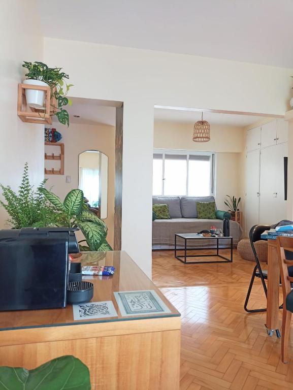 Exclusivo y luminoso Estudio c/Balcón - B&B Buenos Aires