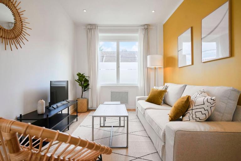 Renovated 1 bedroom apartment- Lille - Ferienwohnung La Madeleine
