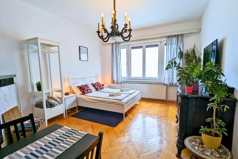 TRUE ZAGREB centrally located & spacious apartment - B&B Zagreb