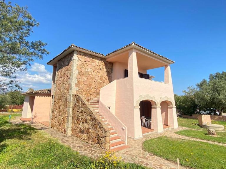Residenza Cinta 4 - Ferienwohnung San Teodoro