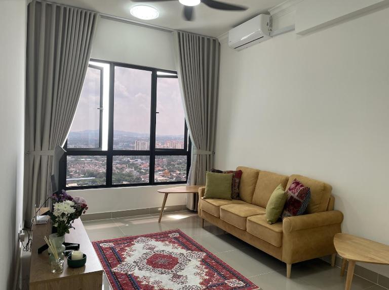 Shiro Res. MKH Boulevard II - Chambres d'hôtes Kajang