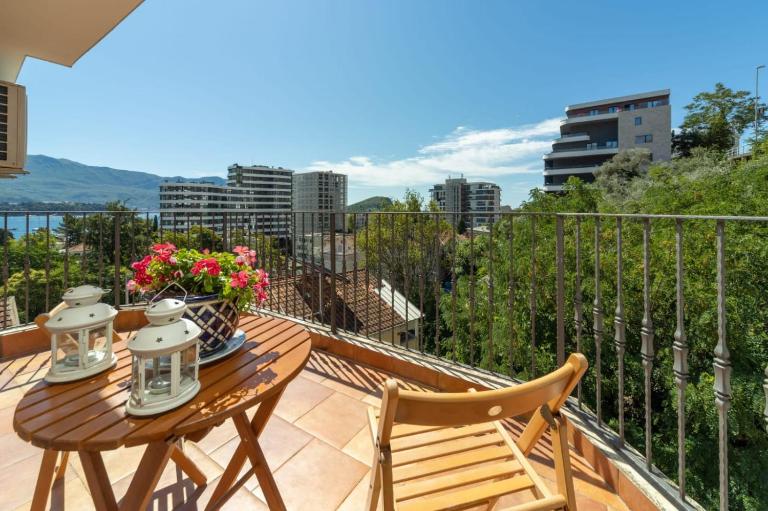 Harmony Budva Apartment - B&B Budva