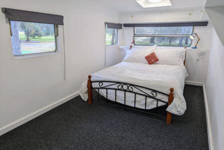 The Traveller Escape at Grampians Edge - Bed and Breakfast Dadswells Bridge