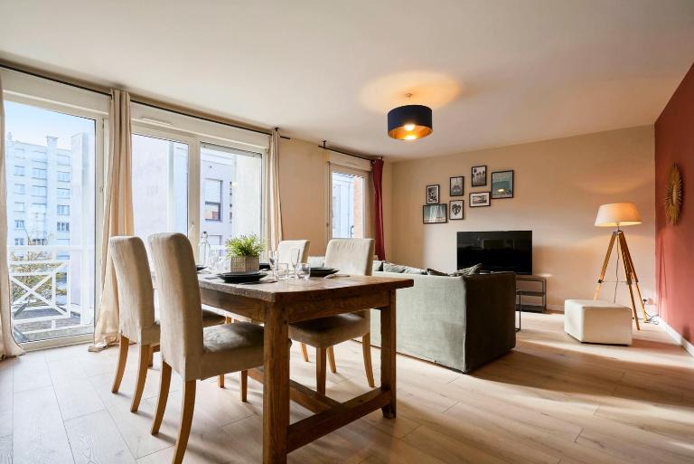 Vieux Lille - Superb apartment balcony parking! - Bed and Breakfast Rijsel