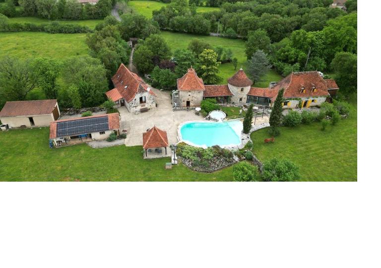 Les gites et chambres d'hôtes du Mas de bouzou - B&B Grèzes