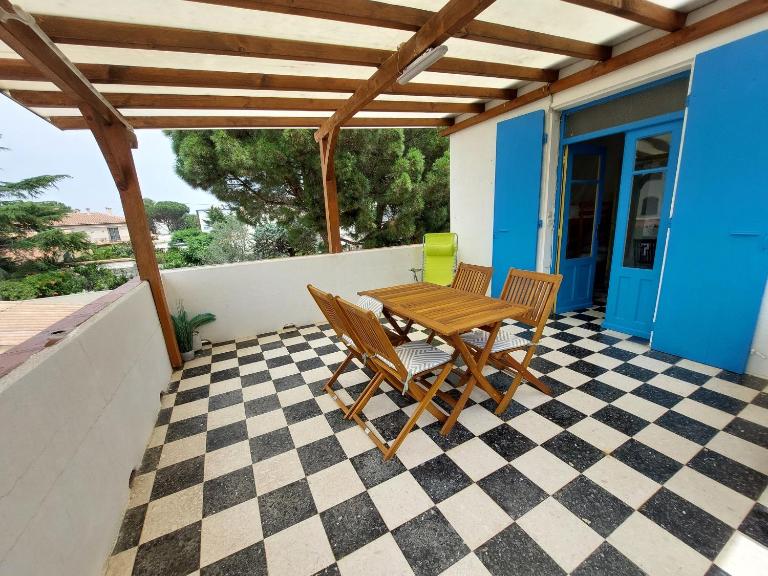 Appartement 4 pers à 50m de la plage avec terrasse calme et proche commerces à Argelès-sur-Mer - FR-1-776-51 - B&B Argeles