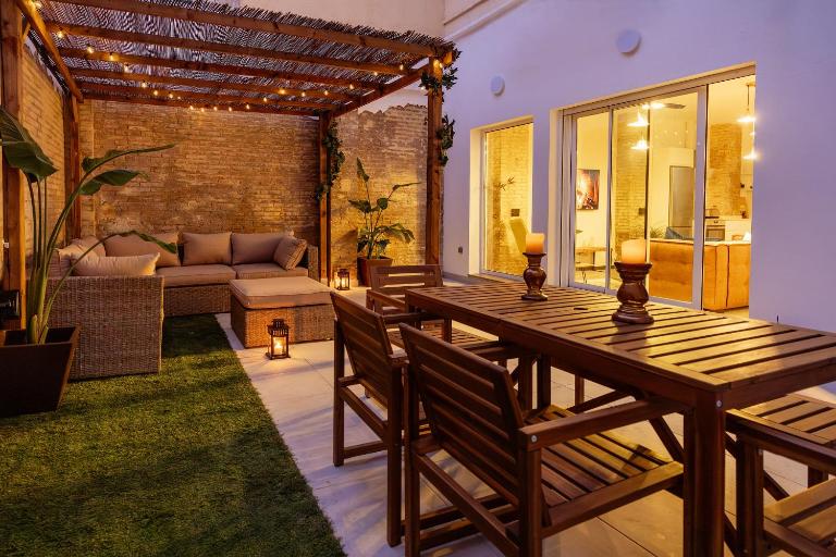 Portrait Boutique Apartment - Bed and Breakfast Valencia
