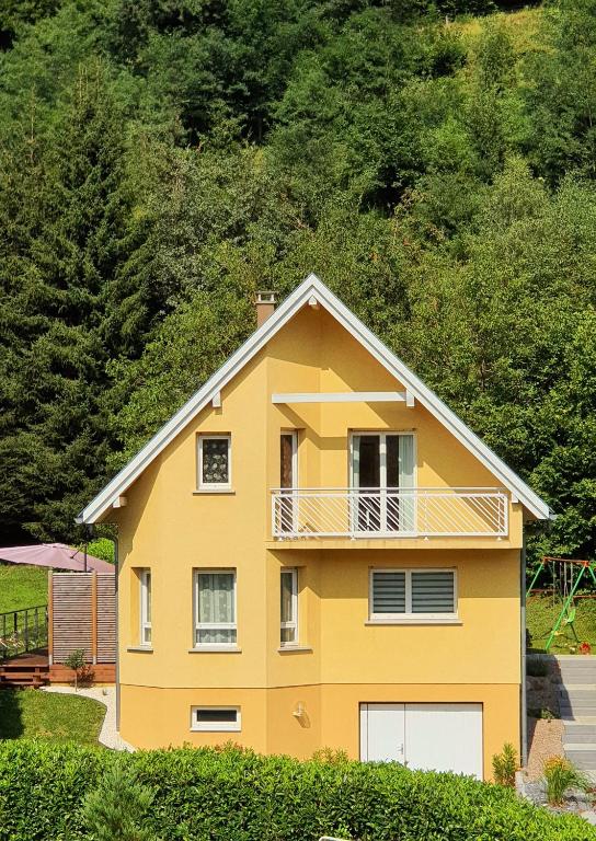 Adossée à la colline - B&B Willer-sur-Thur