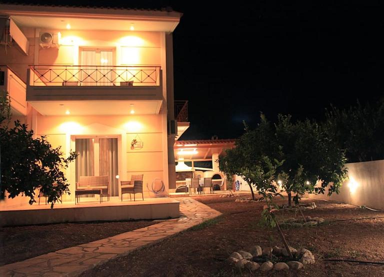 John's House 1 - Bed and Breakfast Diakoptó
