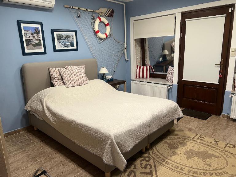 Galéria Mini Apartman - Bed and Breakfast Keszthely