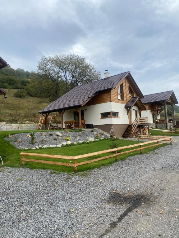 Slnečné chaty pod Ďumbierom - B&B Mýto pod Ďumbierom