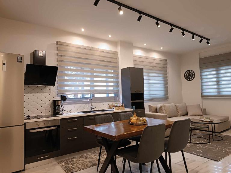 Iatrou city home - B&B Volos