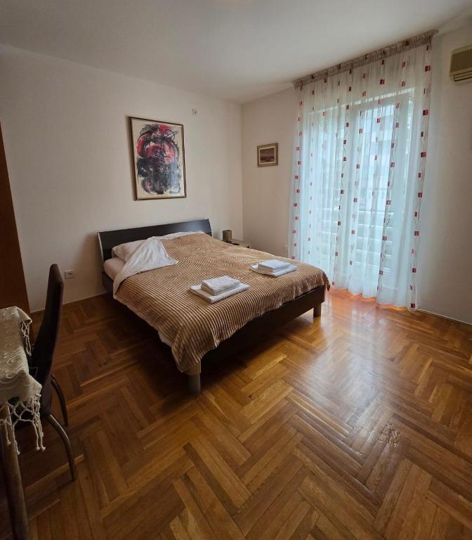 Laki Apartment - B&B Podgorica