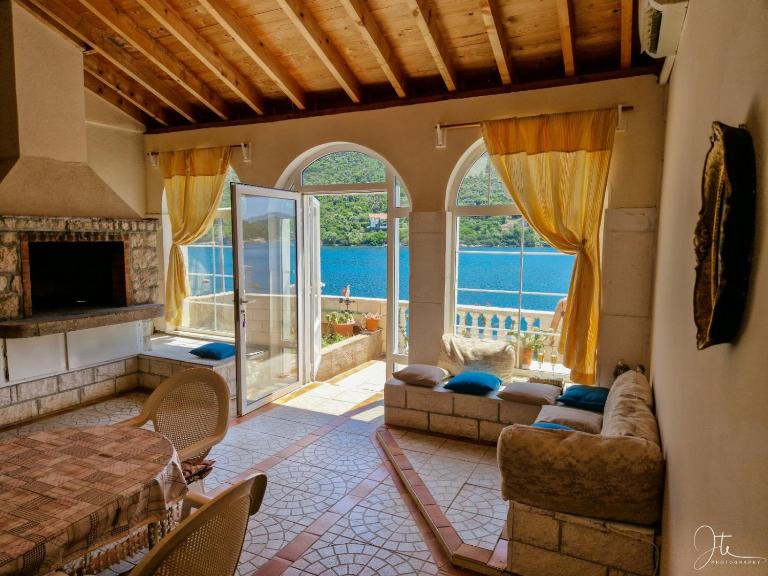Charming Holiday Home Lady Kate - Chambres d'hôtes Lastovo