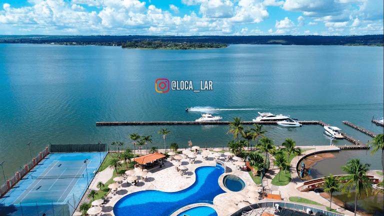 Flat 205 próximo à embaixada EUA - B&B Brasília
