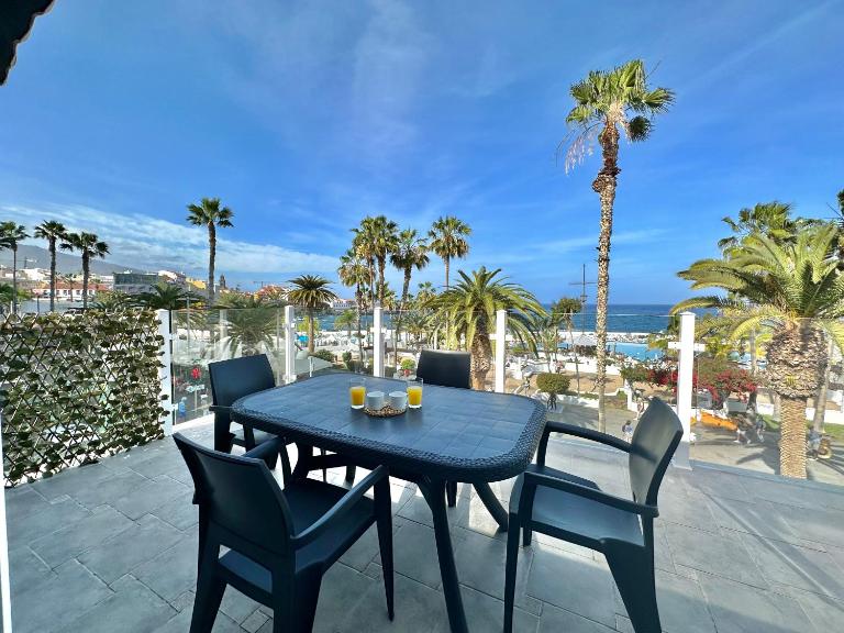 Oasis Club Attic - B&B Puerto de la Cruz