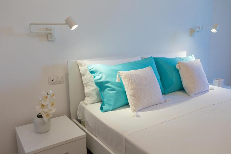 Estia Suites - Bed and Breakfast Villasimius