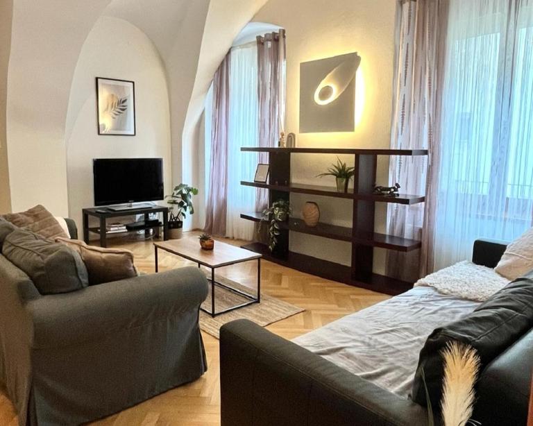 Apartment Sophie - Old Town - Bed and Breakfast Bratislava