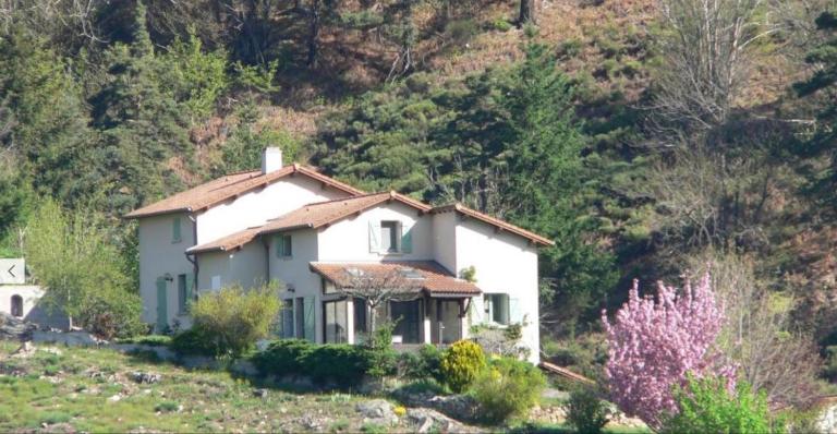 MALPAS125 maison 6 chambres 10personnes - Bed and Breakfast Accons