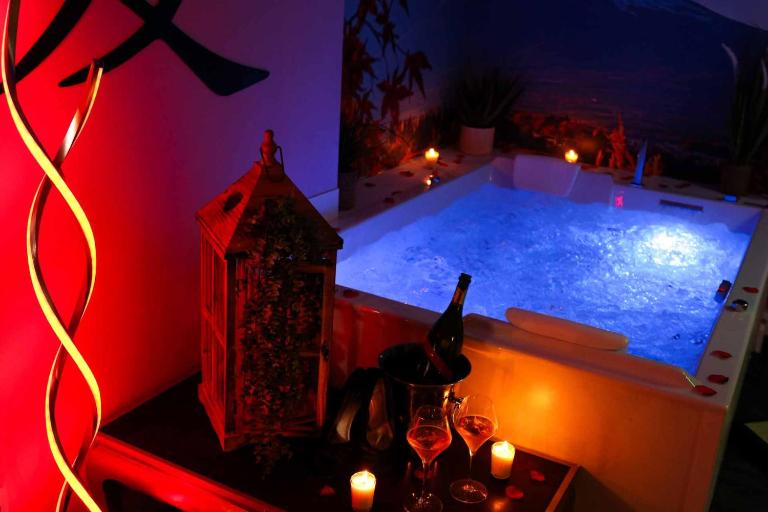 Le Jade Rouge - Love Gîte Japonais en Normandie - Ferienwohnung Barenton