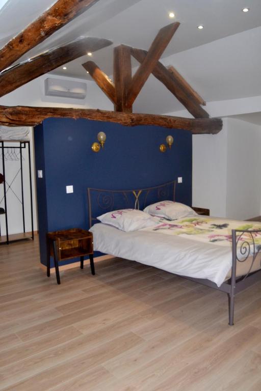 Les Gîtes de Monthermé L'Appartement belvédère sur Monthermé - B&B Monthermé