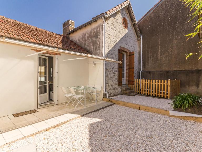Maison familiale moderne, 300m du centre, 500m de la mer, WIFI gratuit, draps inclus. - FR-1-306-1206 - B&B Saint-Brevin-les-Pins