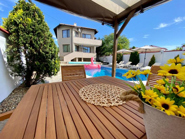 Villa Topola Bay View - B&B Topola
