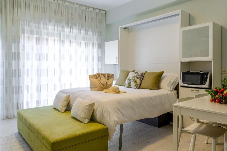 Carmel by the Sea-Giardini Naxos - Chambres d'hôtes Giardini-Naxos