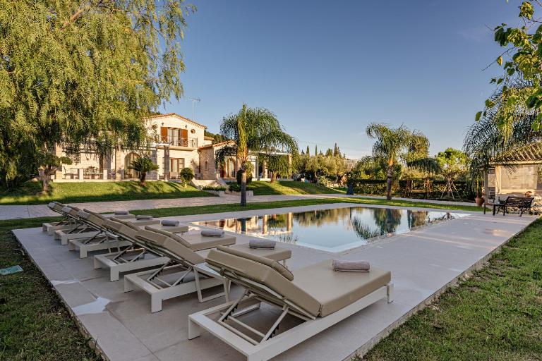 Terra Nostra Mansion Zakynthos - B&B Koukkounára