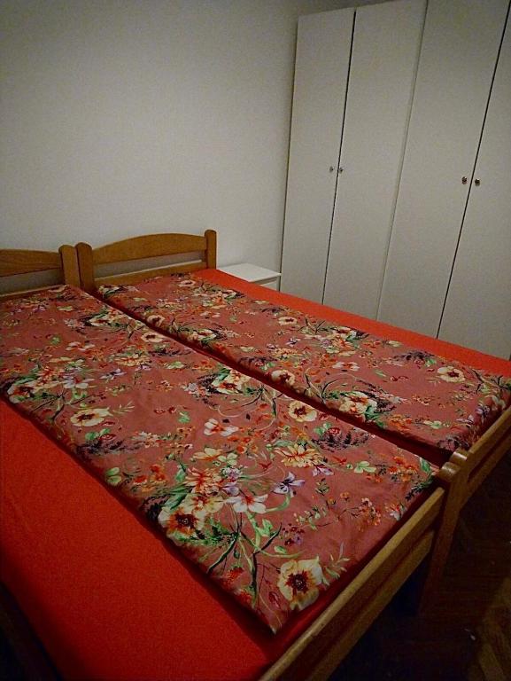 Stan Ledine 65m2 - Chambres d'hôtes Novi Beograd
