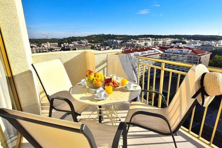 Apartamento Pino Alto - Bed and Breakfast Salou