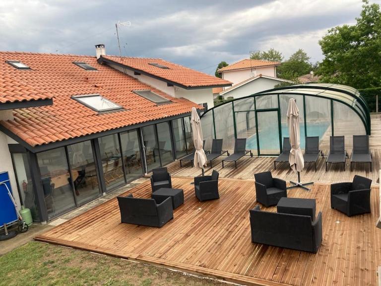 Gîte Bassin d'Arcachon, piscine couverte chauffée - B&B Gujan-Mestras