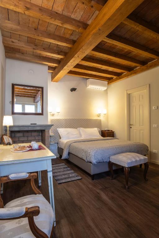 Il Cortiletto - Chambres d'hôtes Plaisance