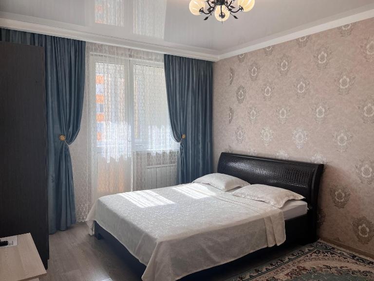 Уютная квартира у Алматы Арены 89-43 - B&B Almatý