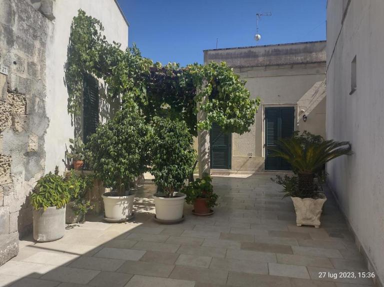 Corte Tredomus - B&B Cannole