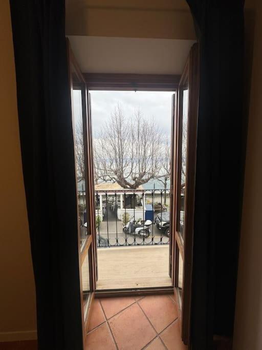Fronte lago nel centro storico “La Casa del Lago” - Ferienwohnung Trevignano Romano