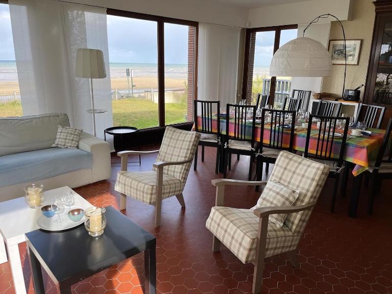 Villa d'architecte - Les Pieds dans l'Eau - B&B Ver-sur-Mer