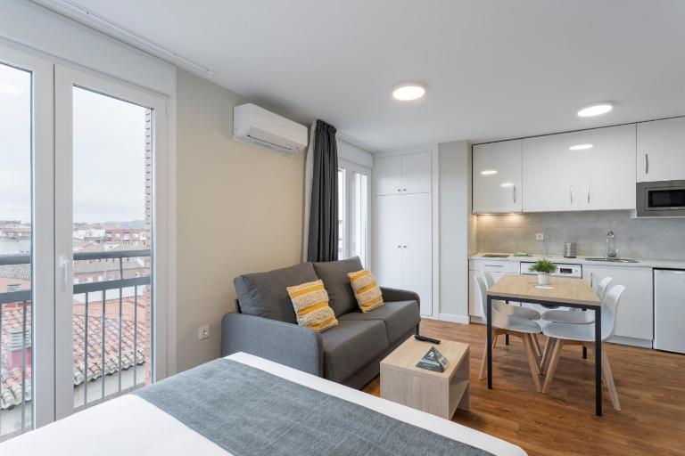 InsideHome Apartments - Palencia Catedral - B&B Palencia