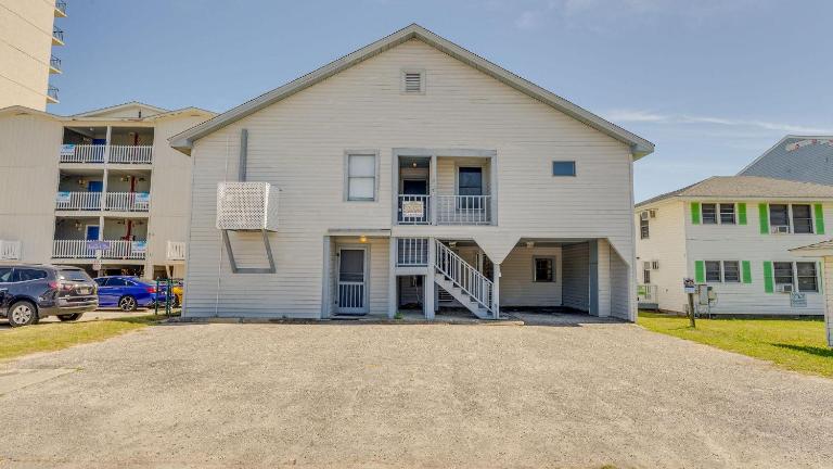 Barnett House Top - Oceanfront - Windy Hill Section - B&B Myrtle Beach