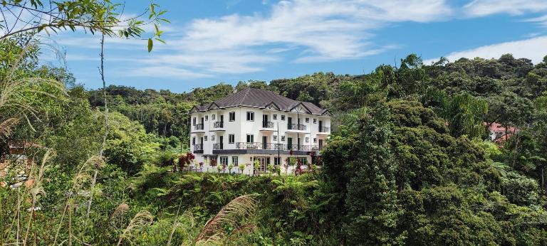 Rovers Inn Guesthouse - Age 11 And Above Only - Chambres d'hôtes Tanah Rata